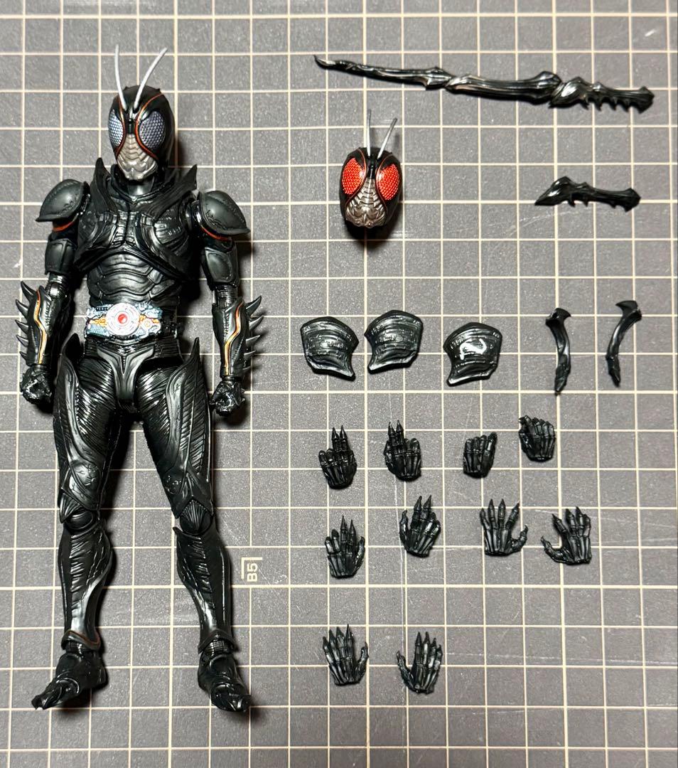 フィギュアーツ　ブラックサン　シャドームーン　セット