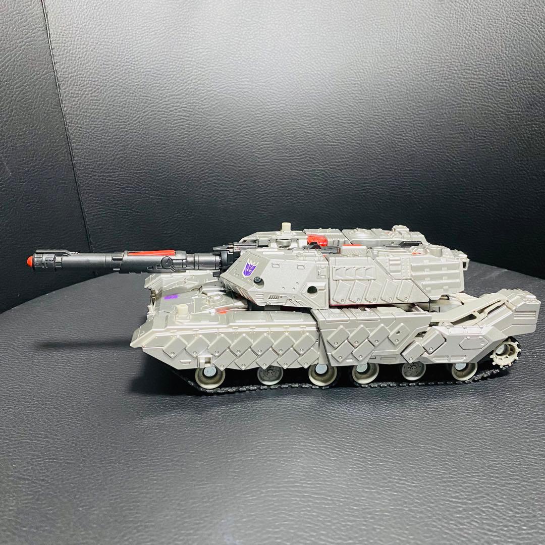 海外版 ハズブロ トランスフォーマー リーダークラス メガトロン