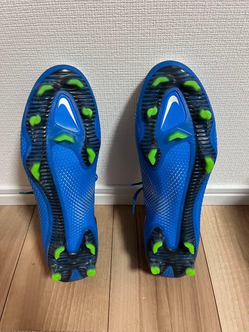 Nike Phantom サッカーシューズ 青