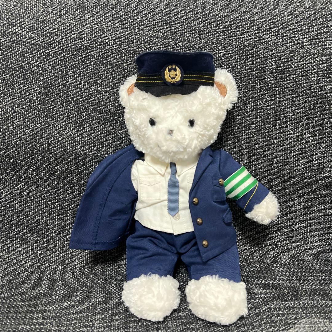 ファミリア　familiar 警察官　ファミちゃんぬいぐるみ