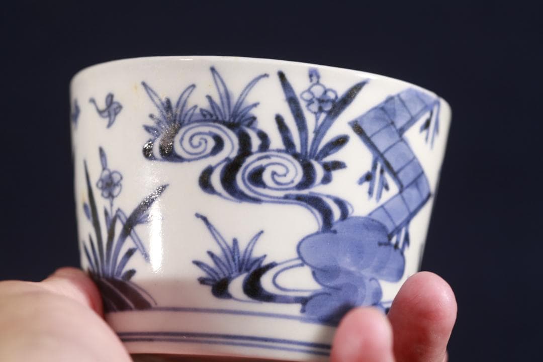 387　古伊万里大振染付菖蒲草花八橋図蕎麦猪口　無傷美品　江戸中期