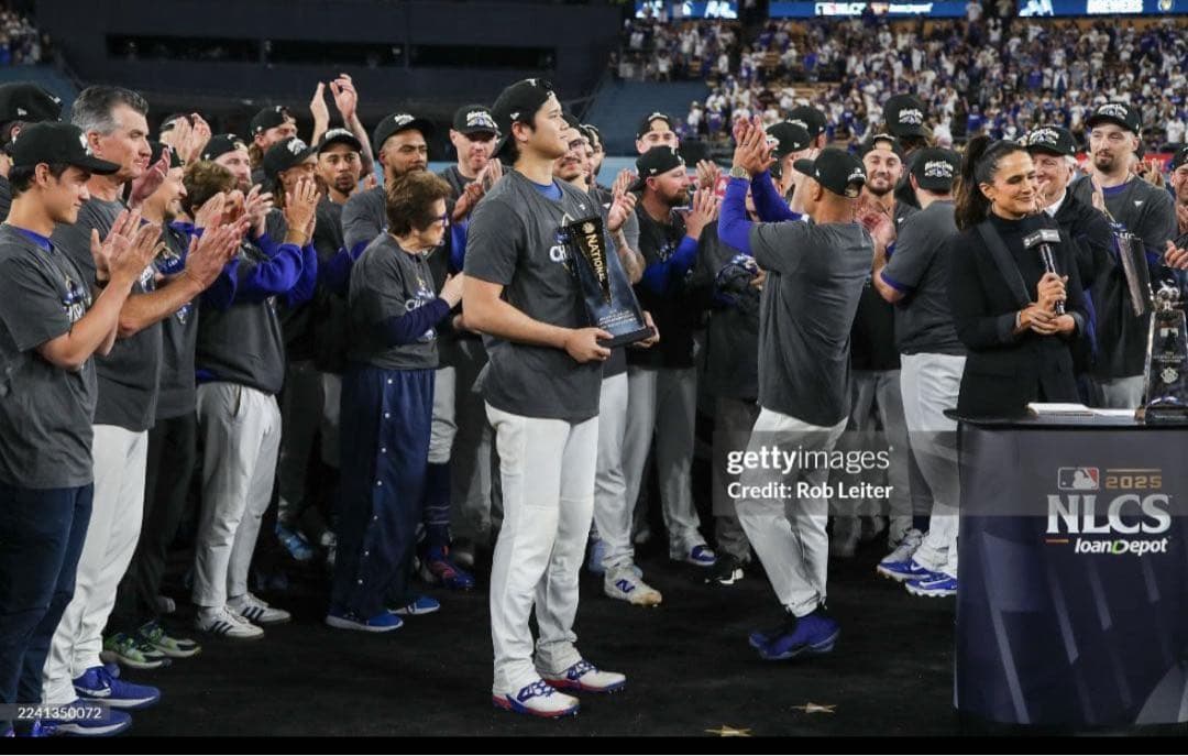 大谷翔平2025NLCS優勝＆MVP受賞＆祝賀会BLACK着用モデルCAP限定品