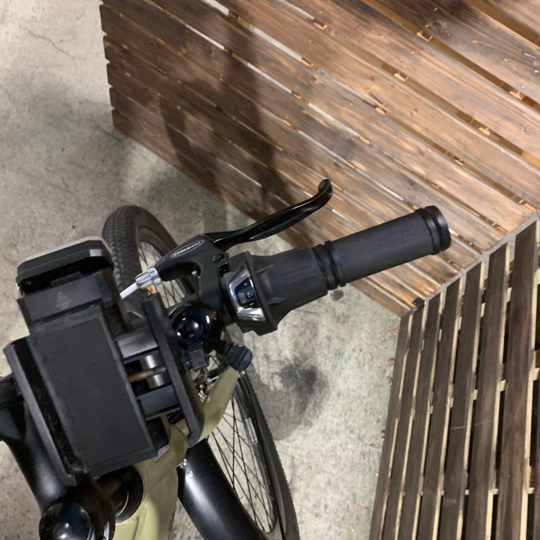 H977\" EVA PLUS CROSS 電動アシストクロスバイク 27インチ