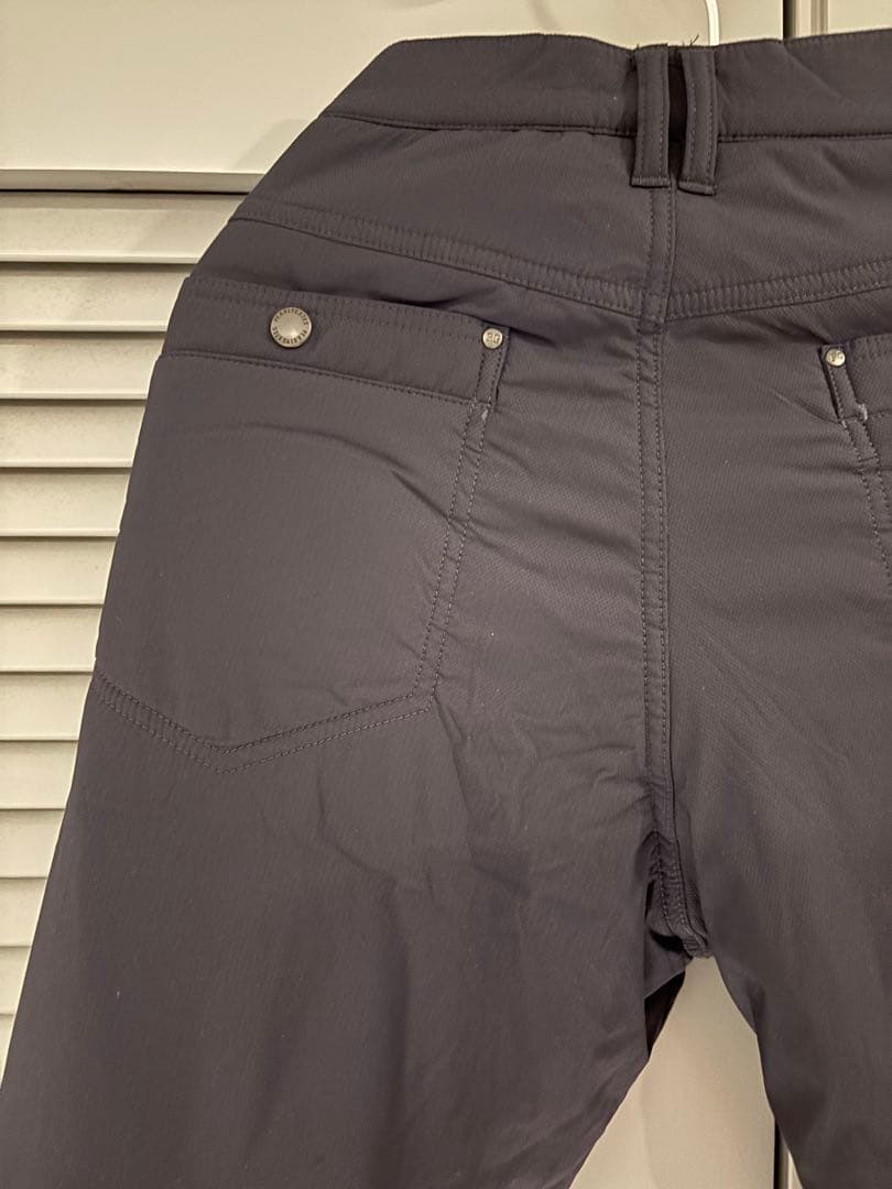 パーリーゲイツ　秋冬用中綿パンツ　暖パン　ネイビー