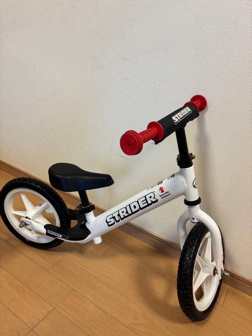 【美品】STRIDER スポーツ12インチ　セーブザ・チルドレン　非売品バッグ付