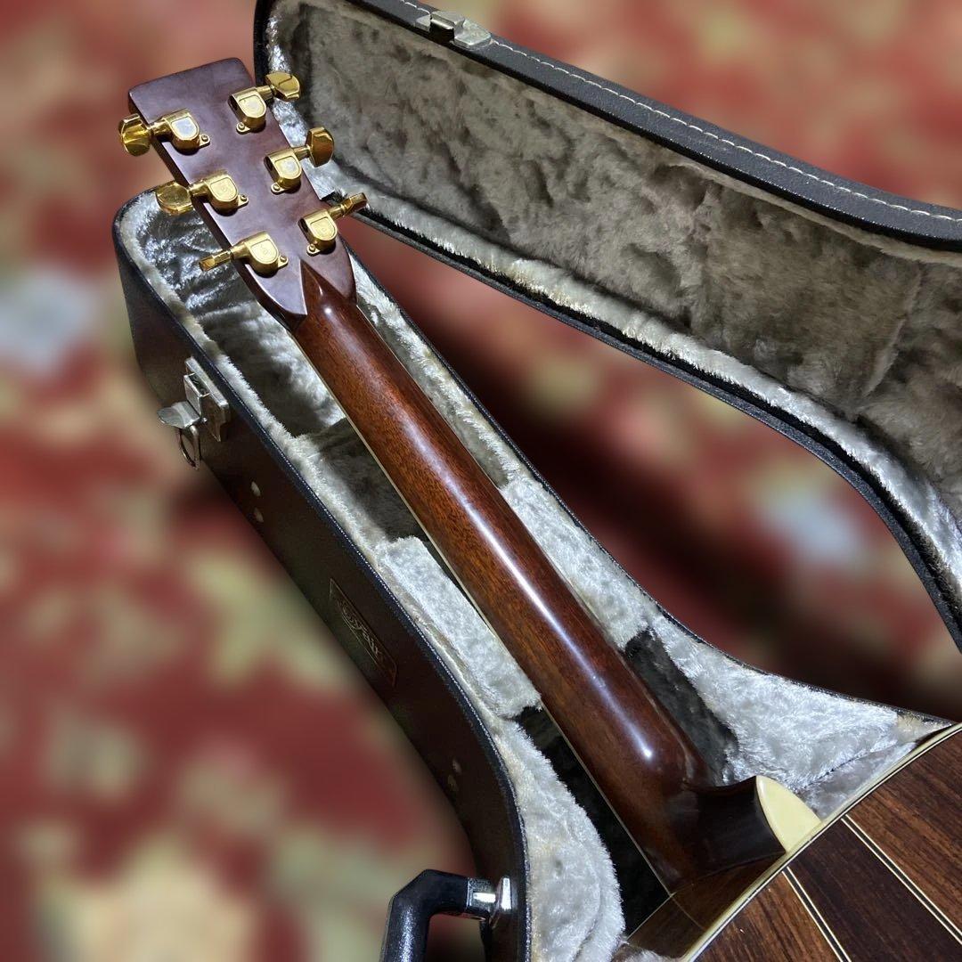 Sada yairiアコースティックギター