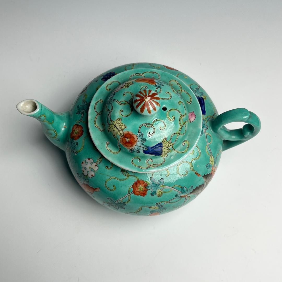 緑釉粉彩瓜果蝶紋水注 大清光緒年製 款 中国古玩 美術 唐物 A560