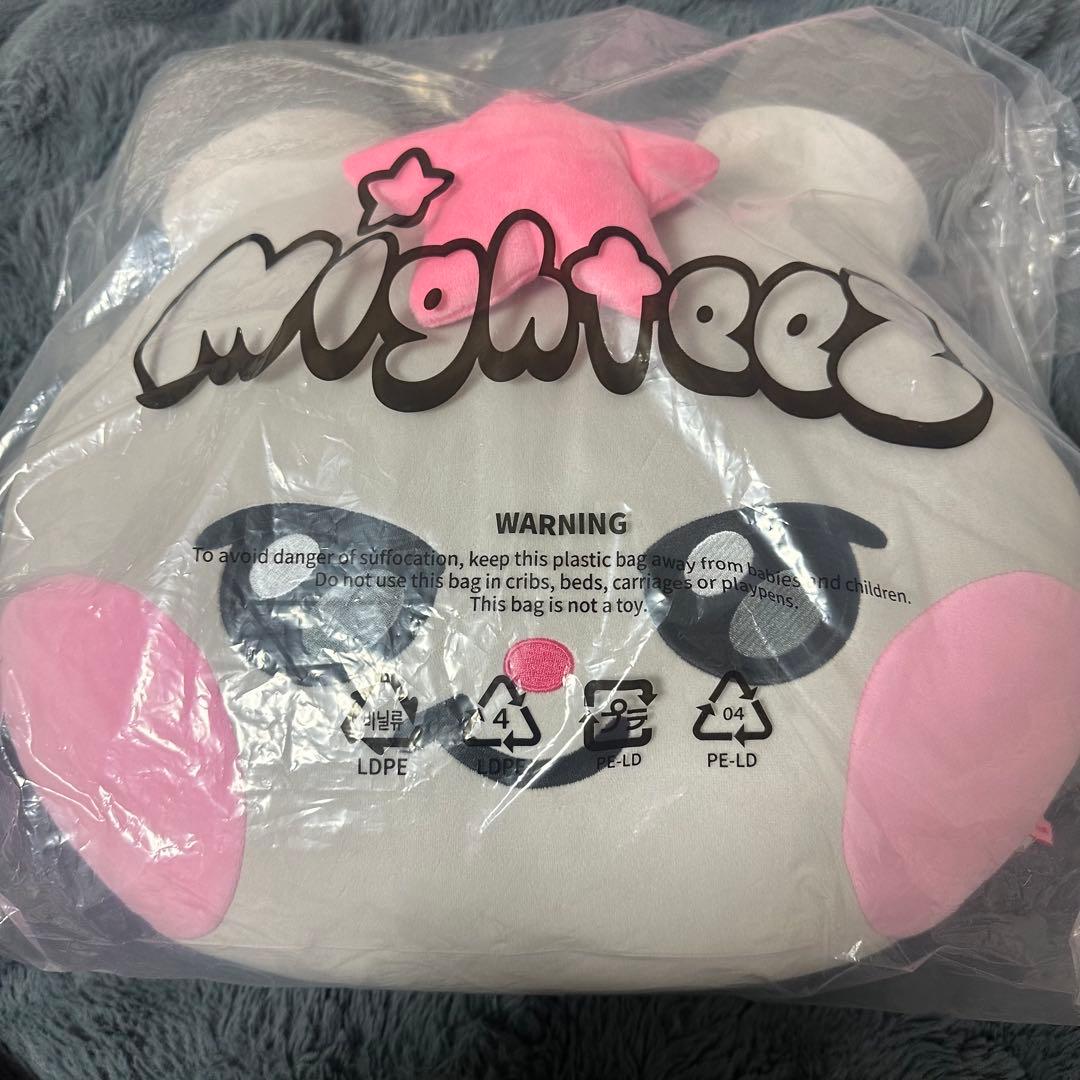 ATEEZ ソンファ Mighteez フェイスクッション