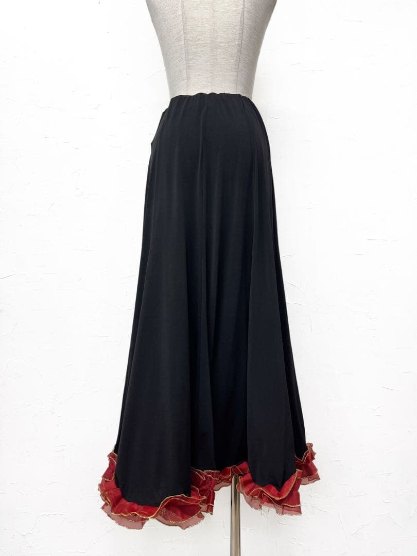 【マキシ丈】新品　黒と赤のフリル付き社交ダンススカートｐ496