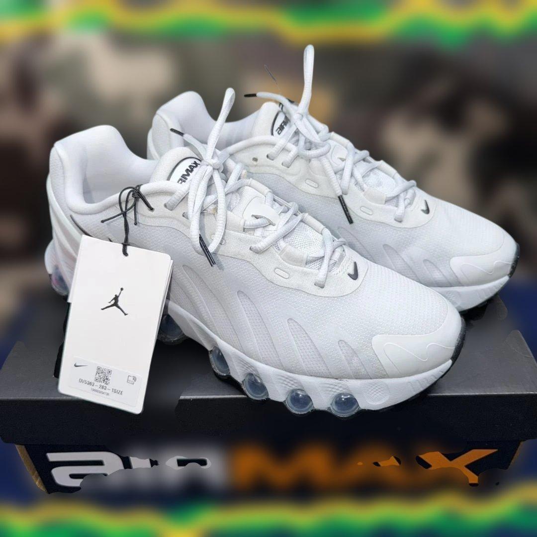 Nike　ナイキ エア マックス Dn8 レザー　２６ｃｍ