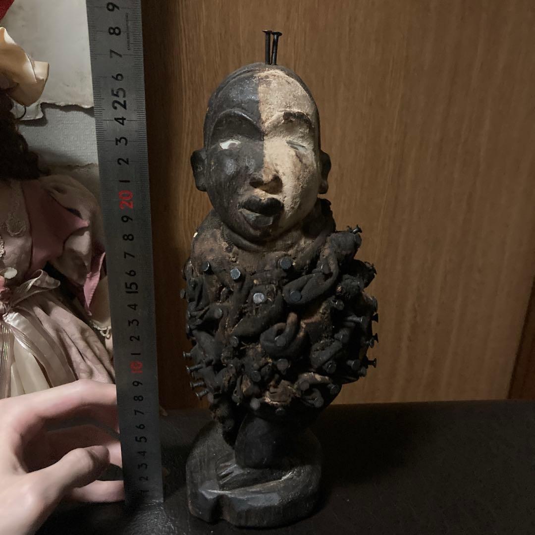 アフリカ　呪物　人形