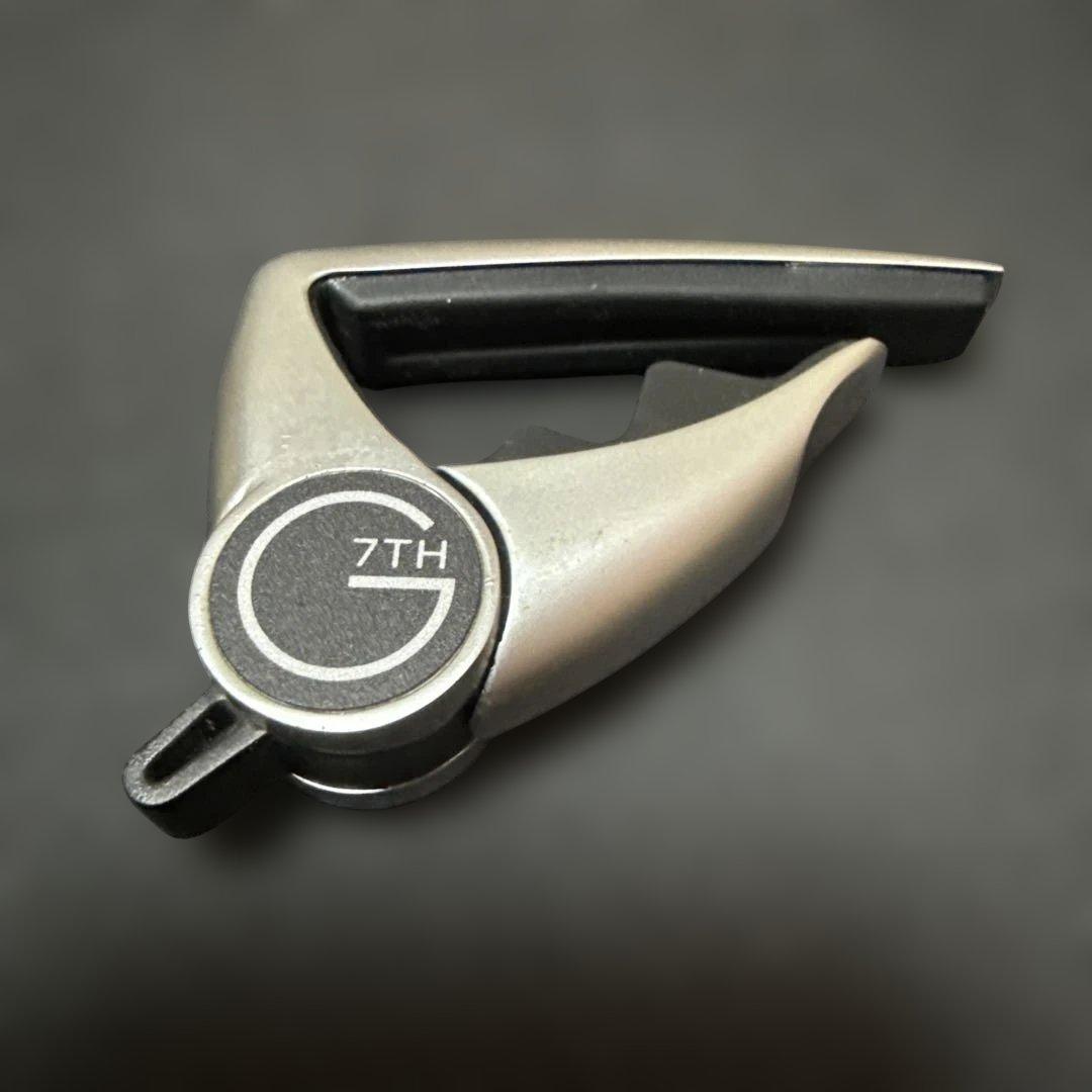 Baby Taylor-e ピックアップ搭載