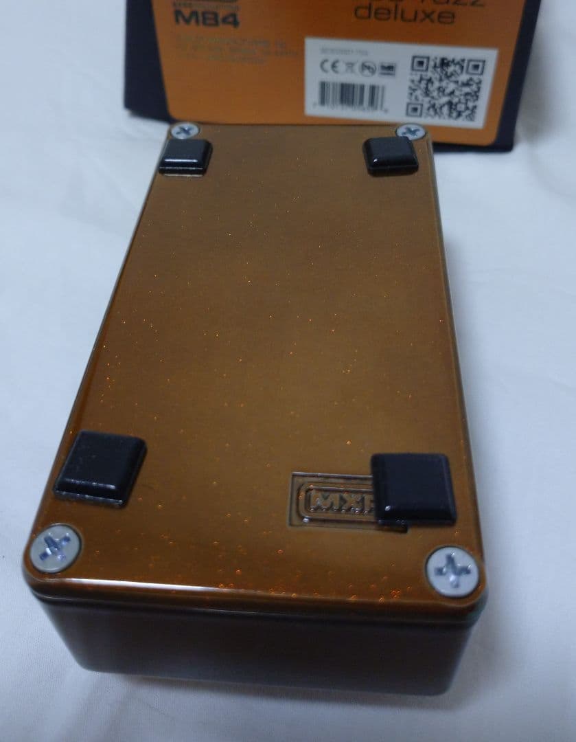 室内試奏数回のみ MXR M84 bass fuzz deluxe ※冊子類不足