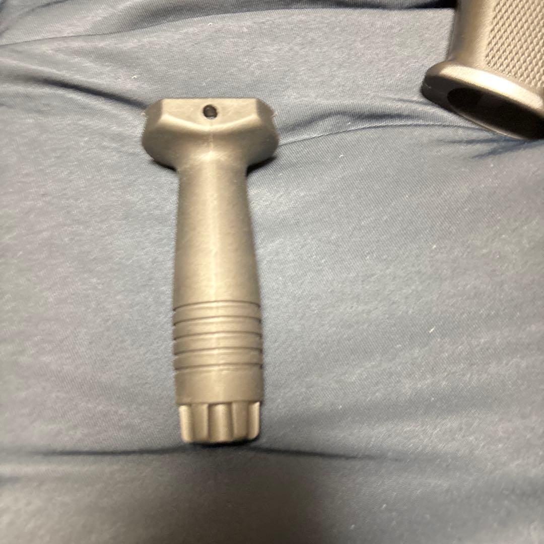 東京マルイ M4CQB ライトプロ電動ガン 　フォアグリップ付き