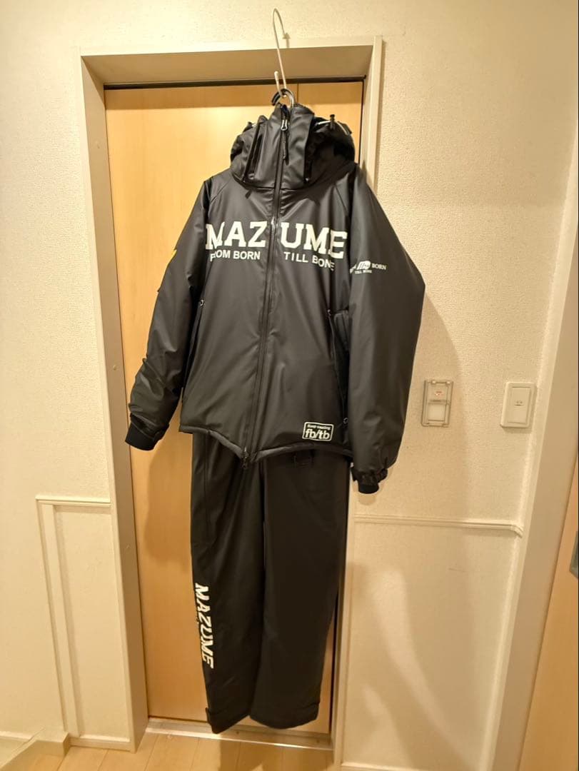 MAZUME マズメ　防寒服アウター　ブラック