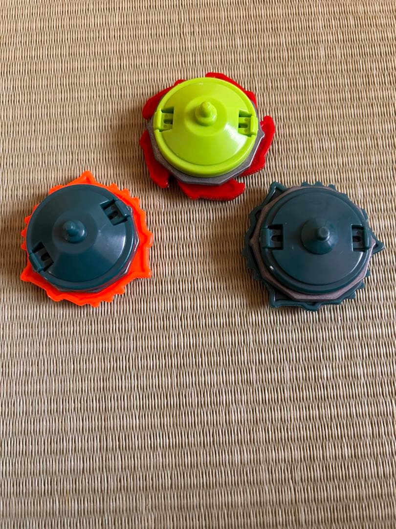 激レア　ベイブレード　ランダムブースター9 アタリ　トライゲータ　キラーイーグル