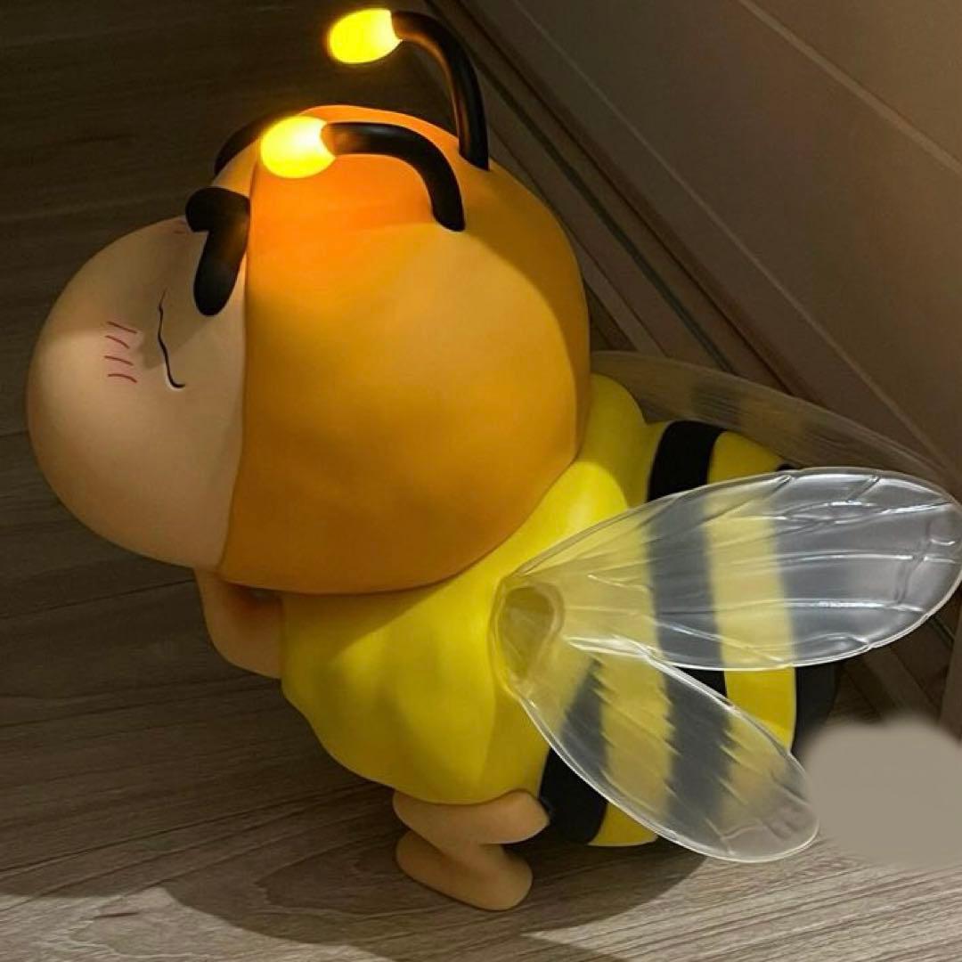 クレヨンしんちゃん蜂のキャラクター フィギュア約33cm