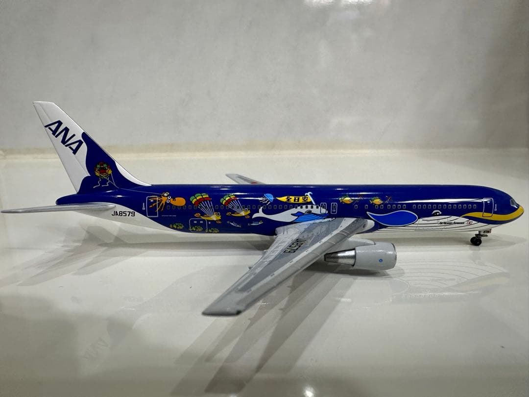 ANAボーイング767 マリンジャンボJr特別塗装 1:400ダイキャストモデル