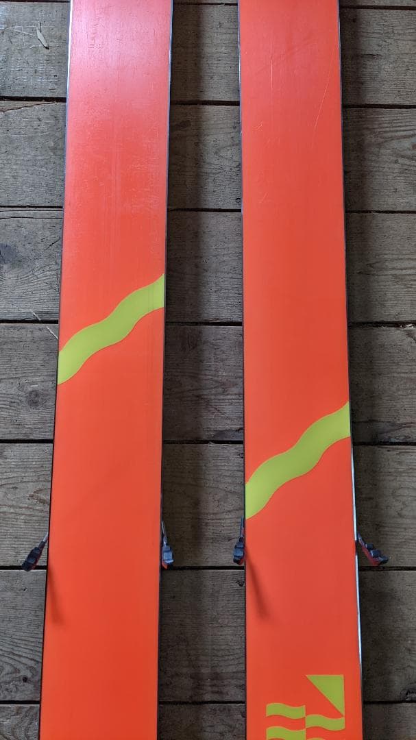 スキー 196 VOLKL Three 3 + Marker Griffon