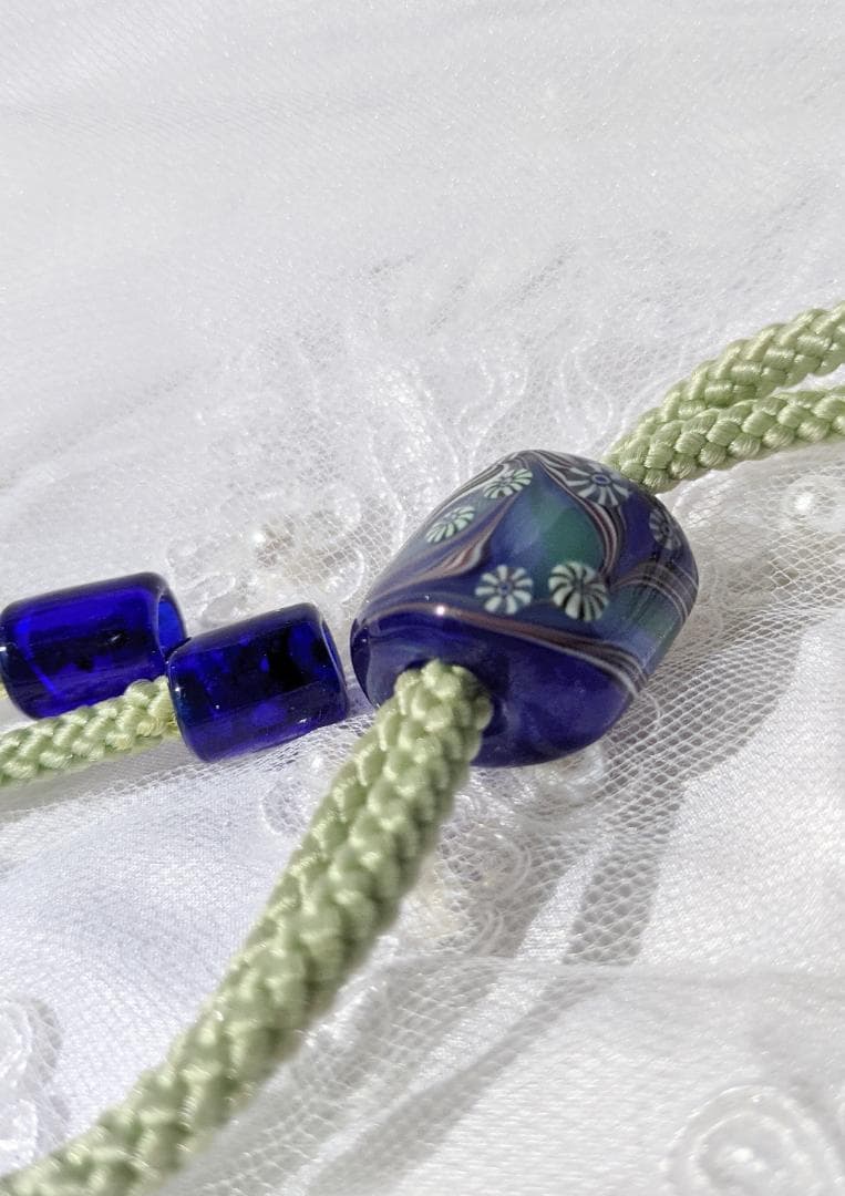 吉田正子トンボ玉（貳拾）　「江戸組み紐」ネックレス　ガラス玉に込めた日本画