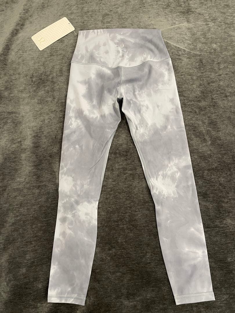 新品タグ付き★lululemon/ルルレモン★ タイダイ柄25インチサイズ4
