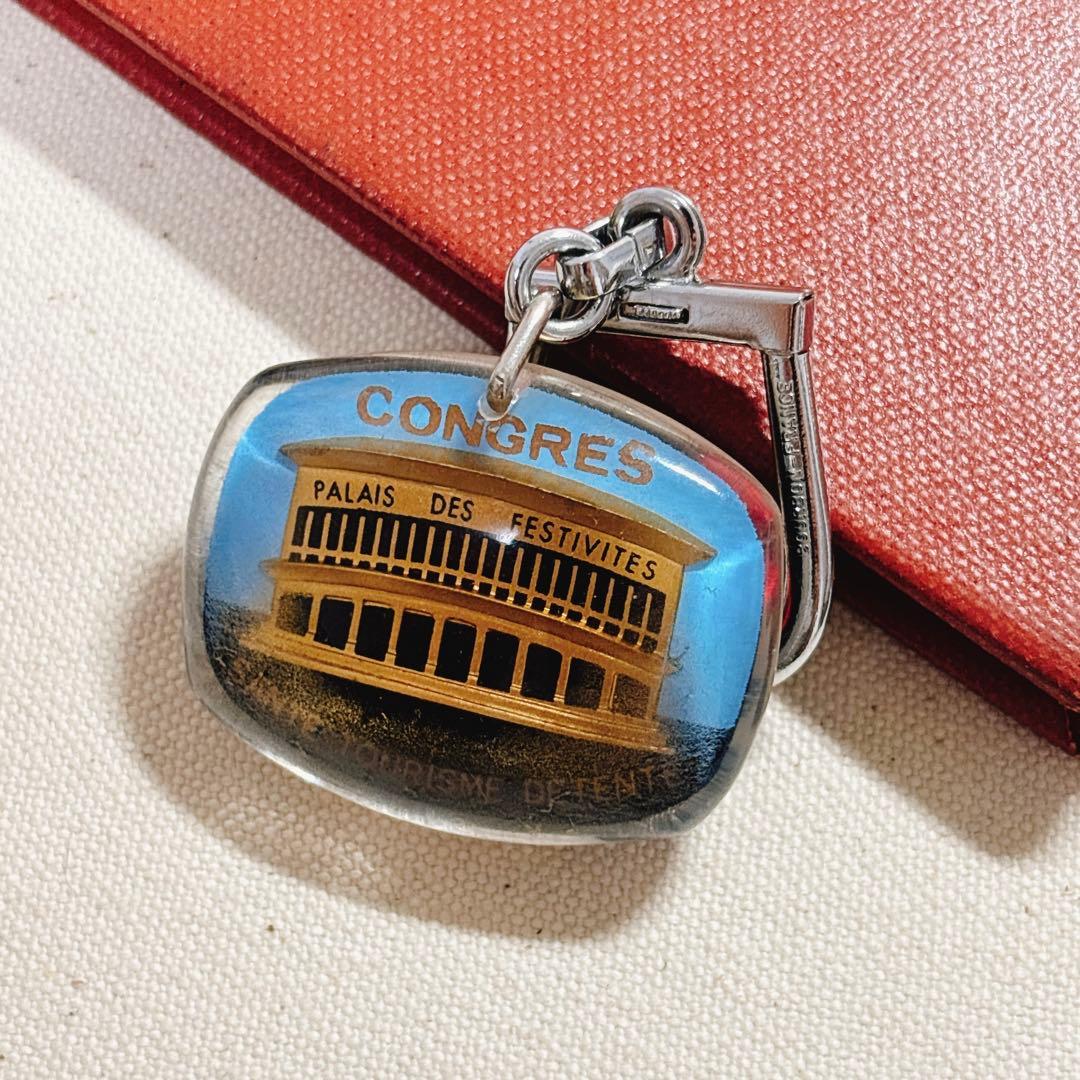 ブルボン キーホルダー 白鳥 EVIAN フランス CONGRES エビアン