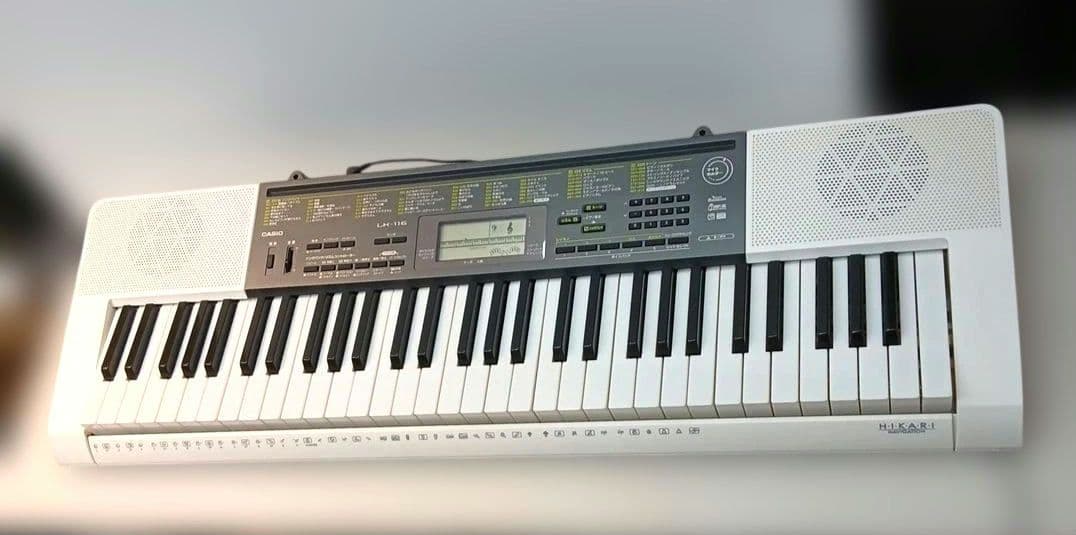 CASIO　LK-116　光ナビゲーション　61鍵キーボード