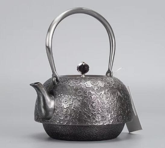 花模様 鉄瓶 茶道具 未塗装鉄器 容量:1.4L