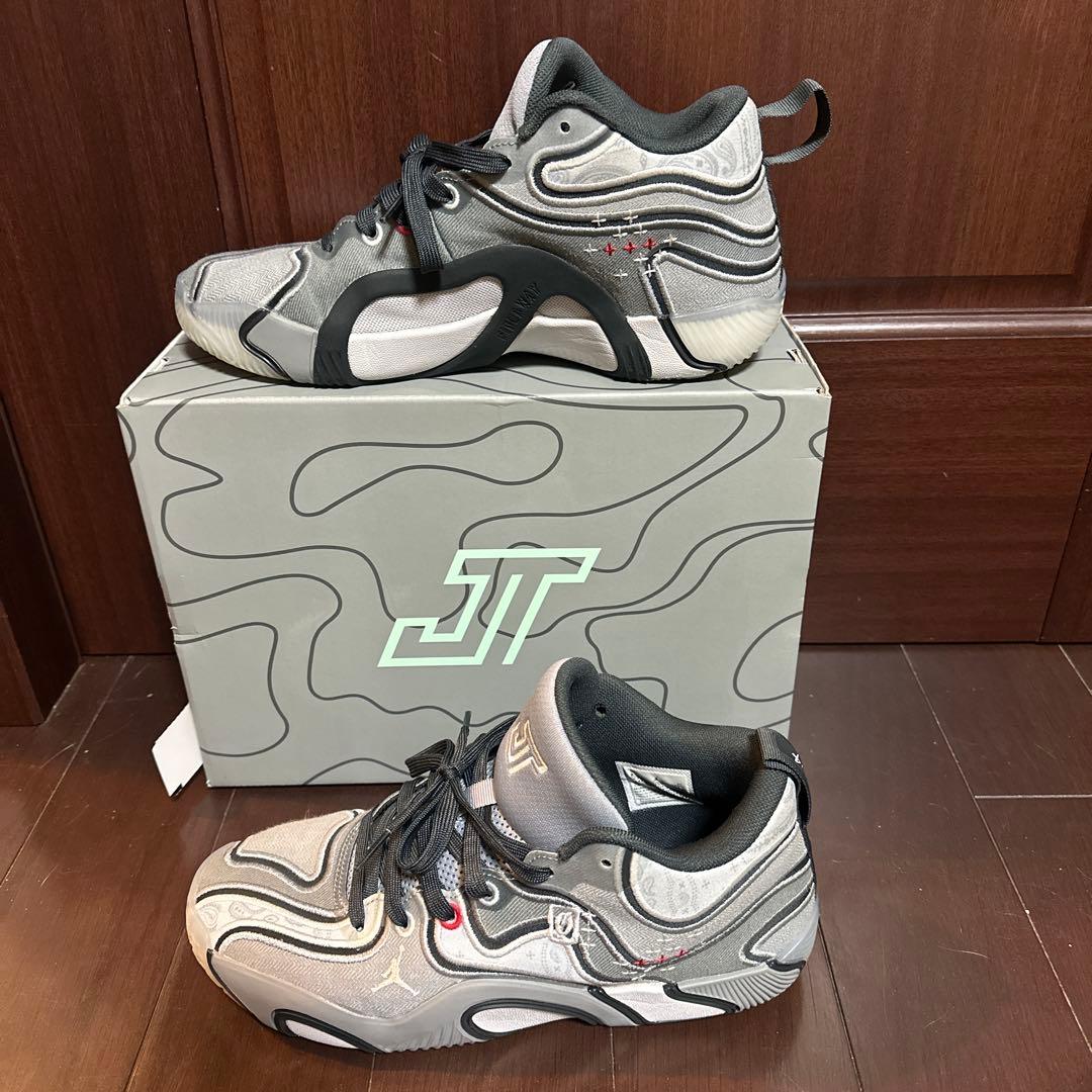 テイタム3 26.5㌢