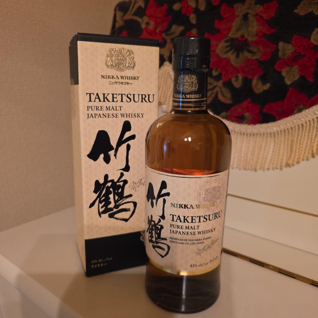 (新)<入手困難> 竹鶴 PURE MALT (最安値) 8500円 !