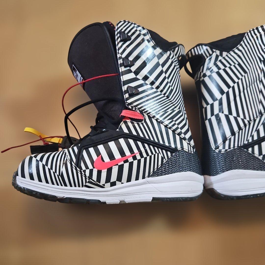 Nike SB 激レア　スノーボードブーツ 26cm　US8