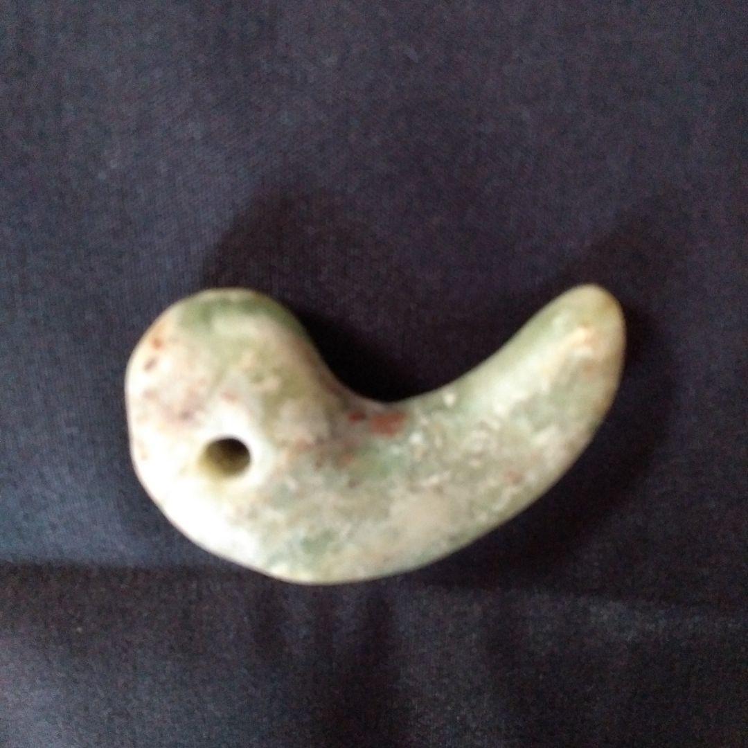 翡翠勾玉　ヒスイまがたま　糸魚川ヒスイ　古墳時代　宝石質ヒスイ　出土品