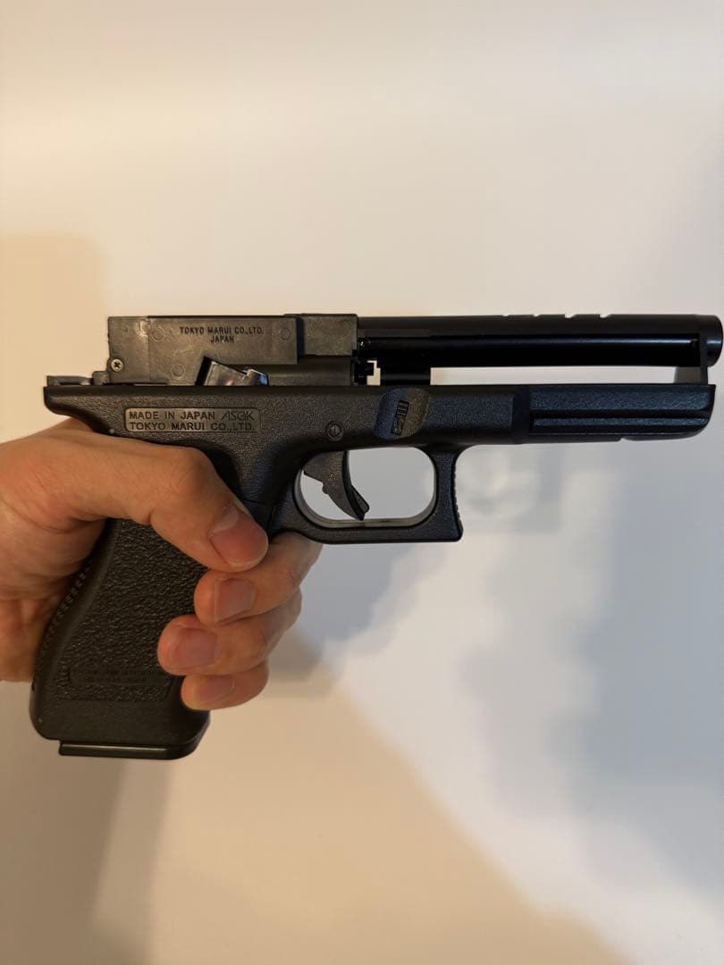 東京マルイ　グロック18C 電動ガン　18歳以上