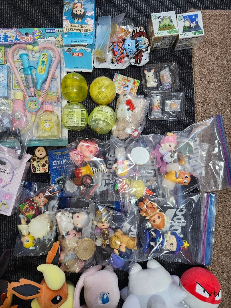 ポップマート　すみっコぐらし　ポケモン　ぬいぐるみ　まとめ売り