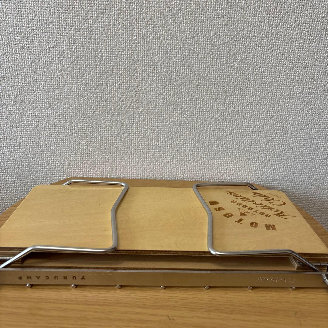 未使用　ゆるキャン△ 木製折りたたみテーブル