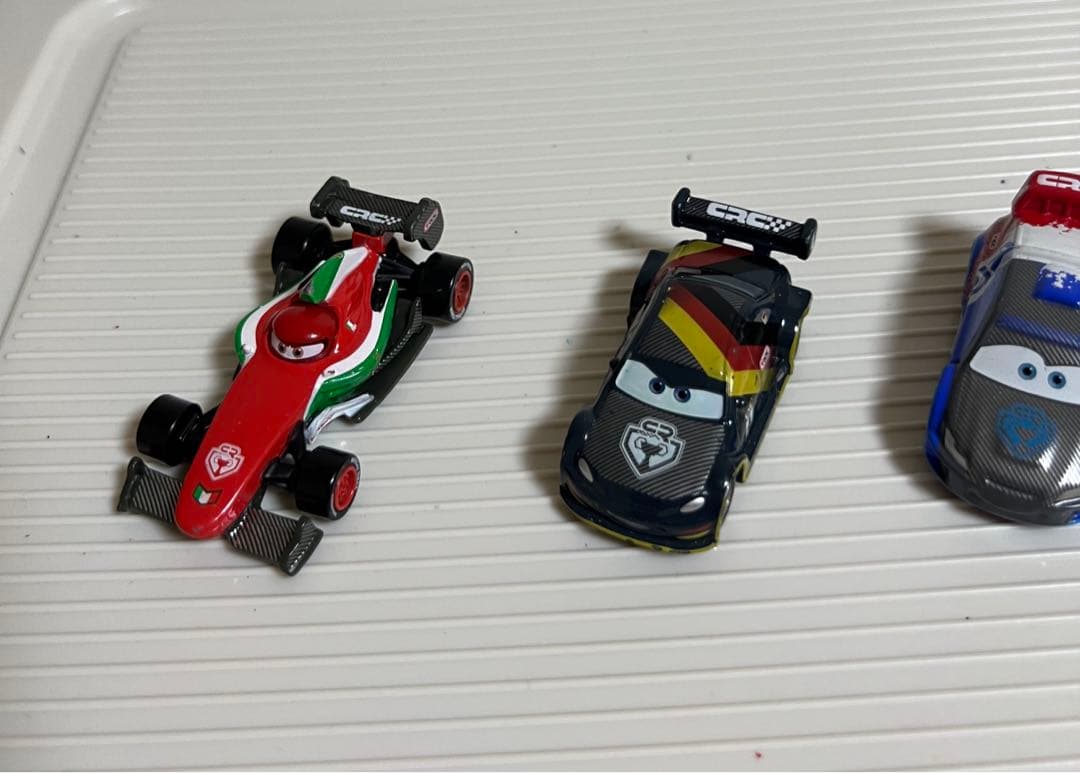 カーズ、ミニカー（トミカ、マテル）ラウール、ラウール（廃盤）