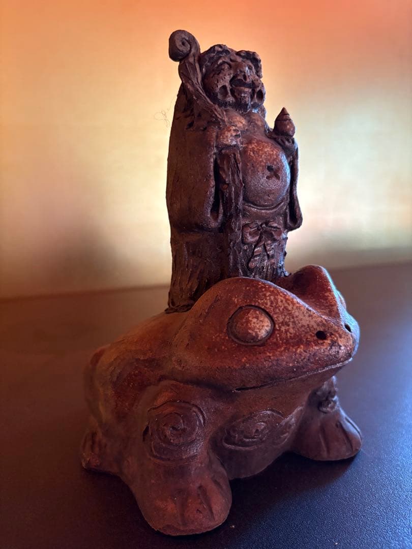 カエル　置物