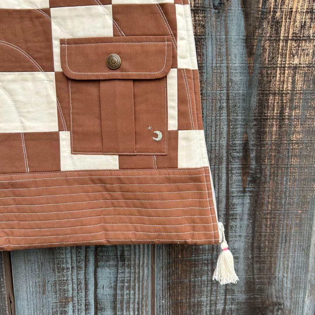 バッグにもなるサーフボードキャリーバッグ