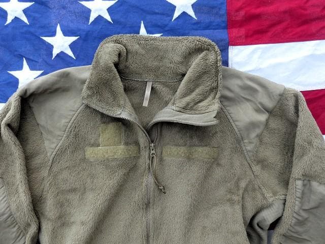 米軍実物　ポーラテックフリースジャケット　L-R　コヨーテ　ECWCS　152