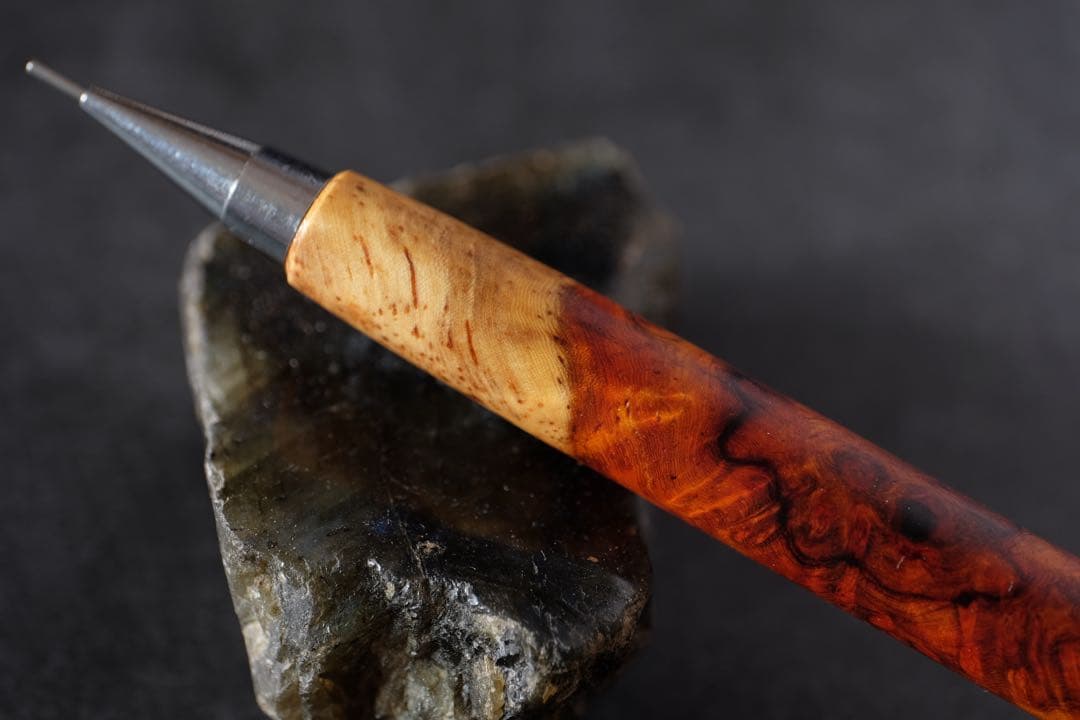 PG5木軸カスタム0202　高村杢工房 製図用シャープペンシル　花梨瘤紅白