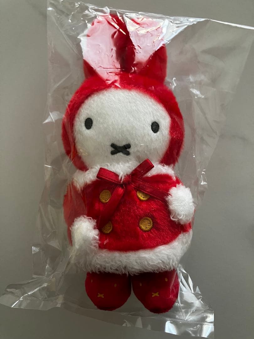 ミッフィーzakkaフェスタ 冬のおくりものマスコット 　2026