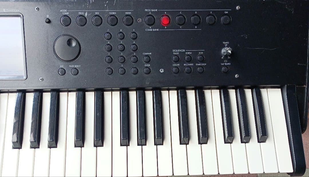 KORG m50 ワークステーション