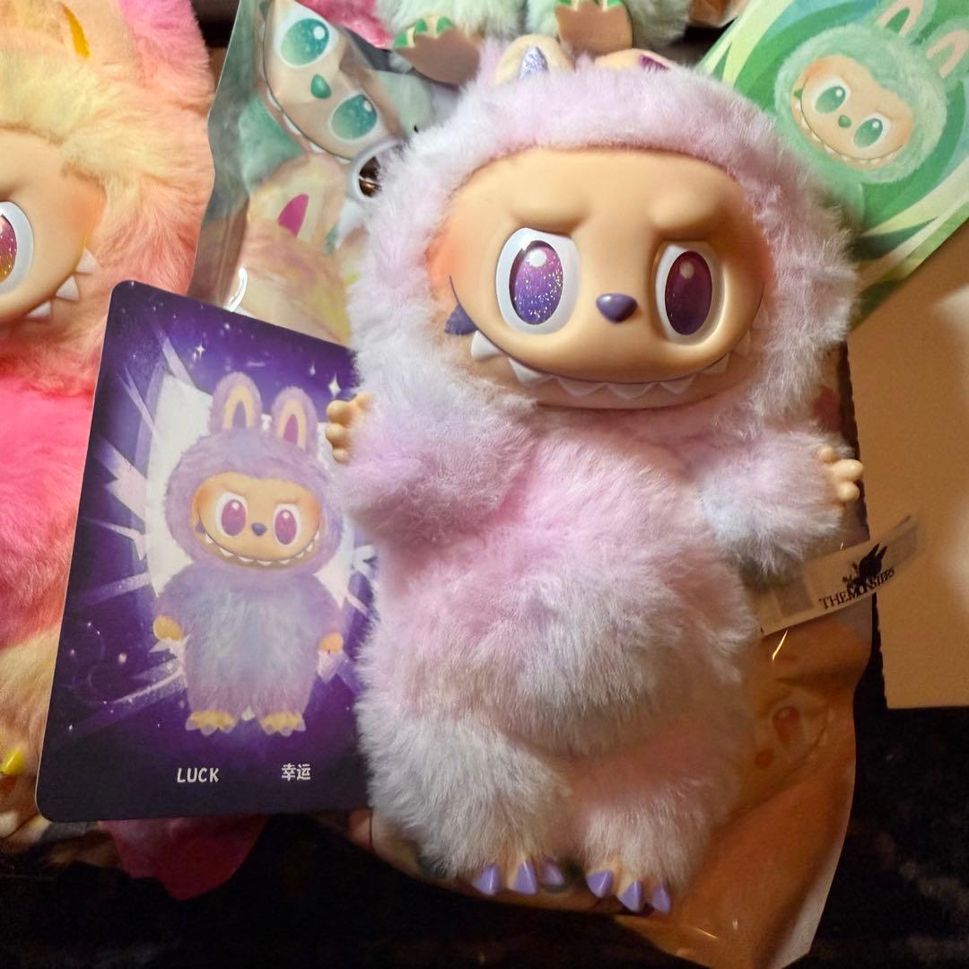 正規品 ラブブ Big into Energy LABUBU ４体セット