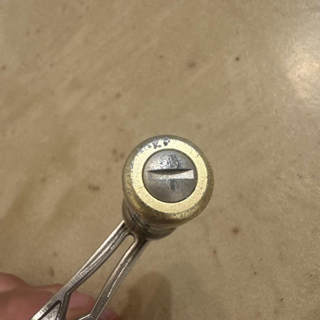 スピニングリールハンドル ＬＩＶＲＥ