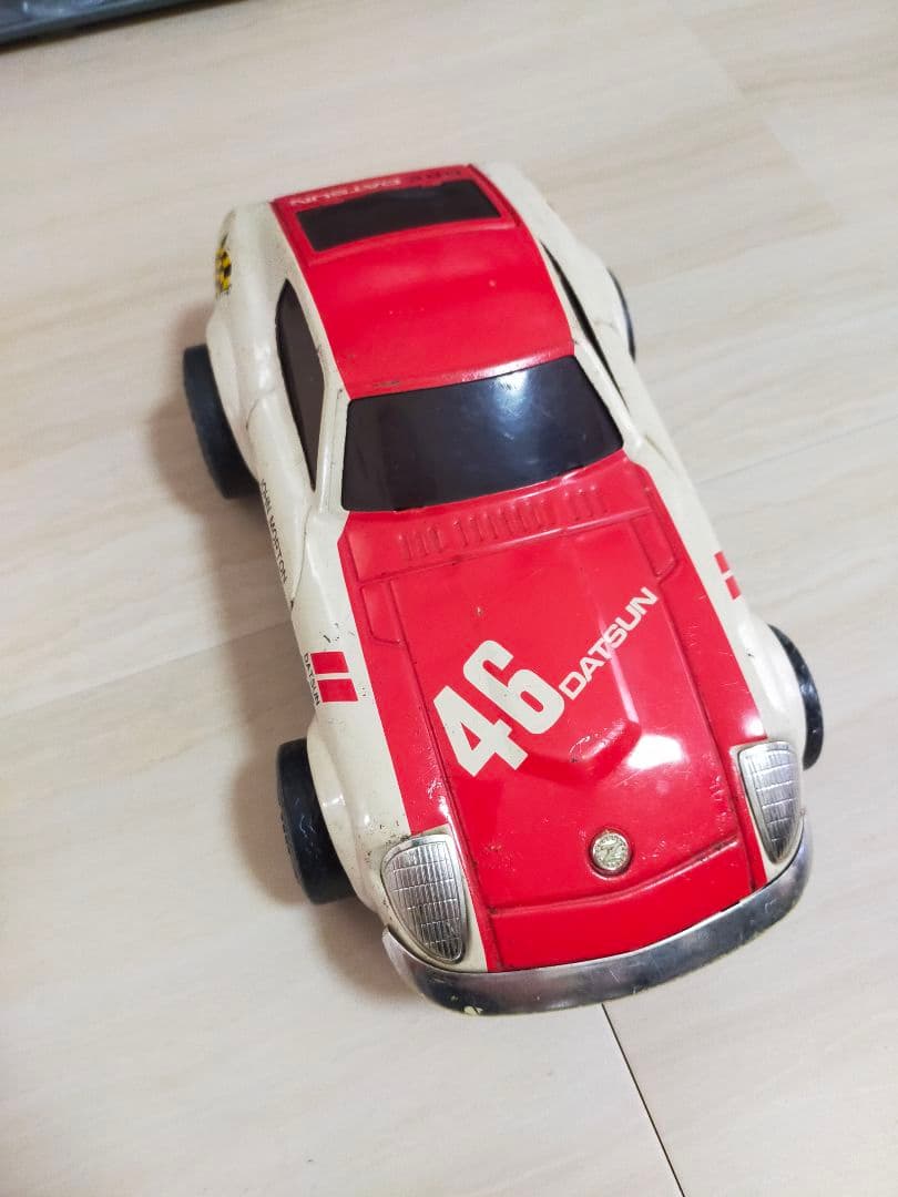 ブリキおもちゃ