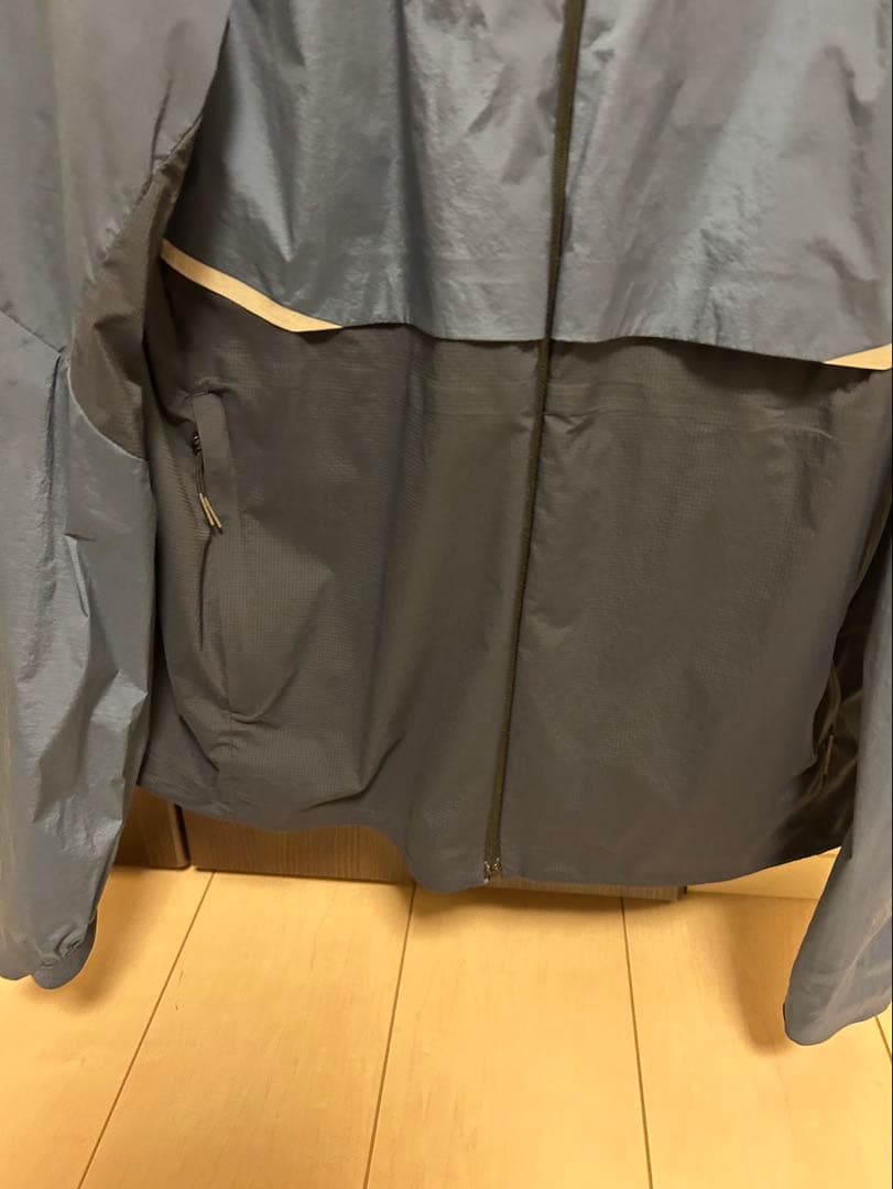 On Core Jacket サイズＬ