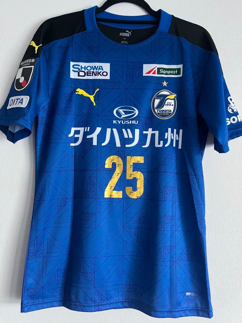 サッカー　大分トリニータ 2020 小林成豪 #25　ユニフォーム　サイン入り