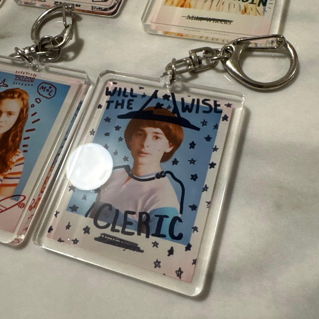 A*a様 ストレンジャー・シングス　落書きデザイン キーホルダー全6種類セット