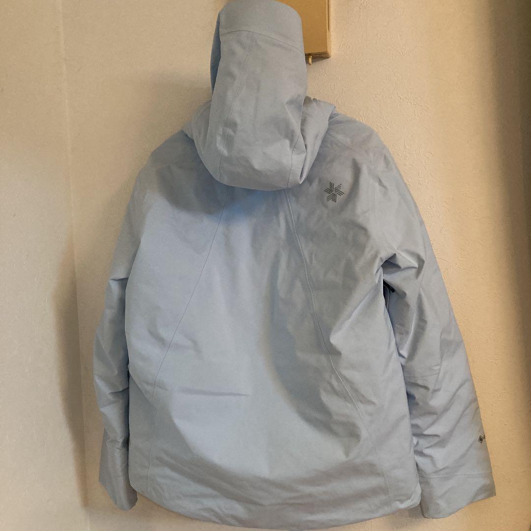 ゴールドウィン　スノースポーツ　ウェア