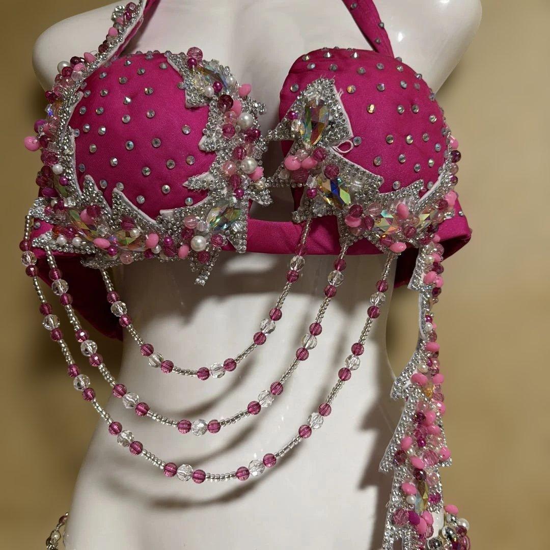 ピンクのベリーダンスセットアップ in Egypt style